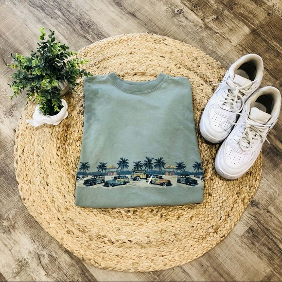 newport blue Tops - Newport Blue Oversized Greenish Cropped Tee